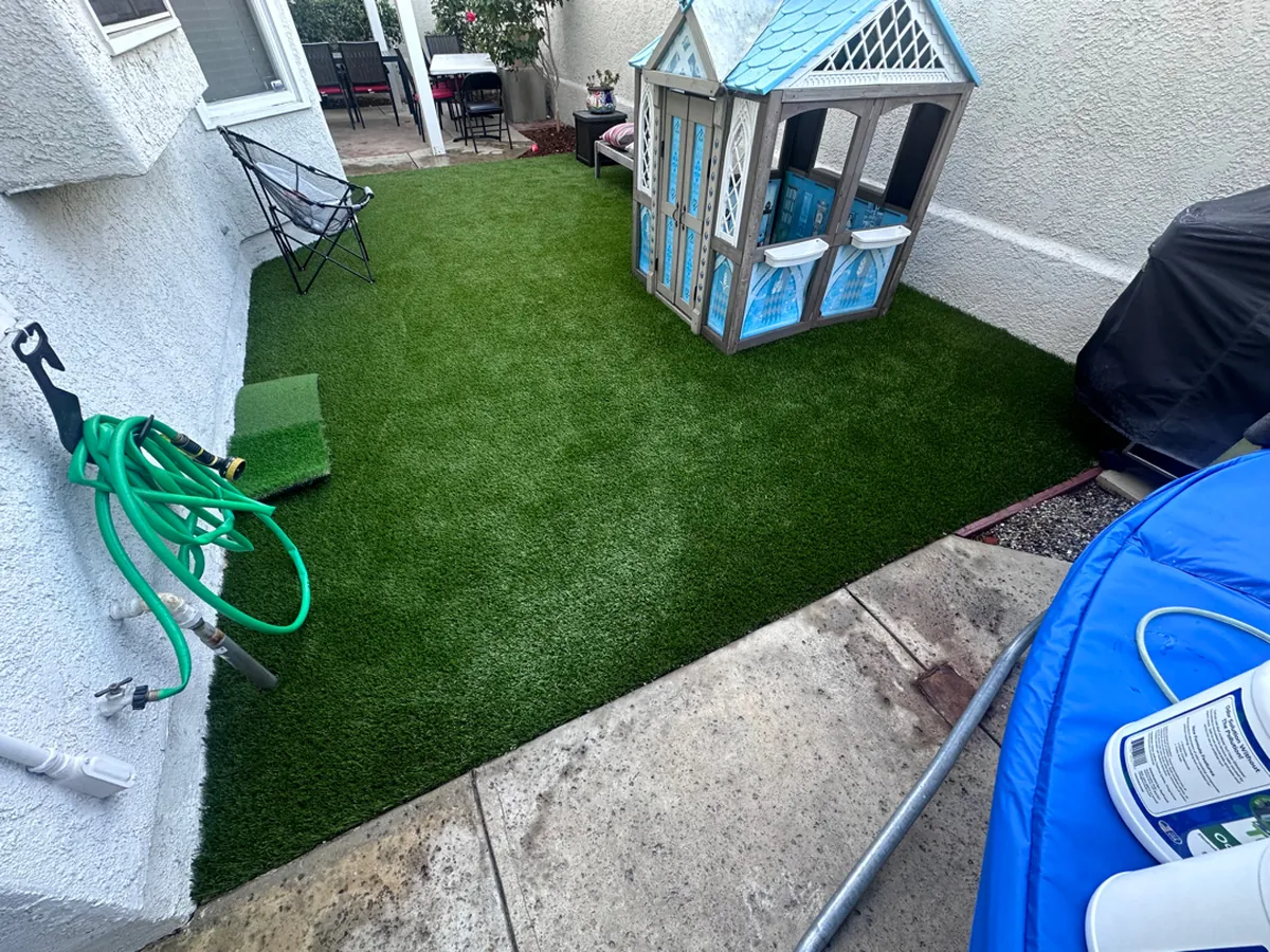 Completed TurFresh play yard artificial turf cleaning in Thousand Oaks